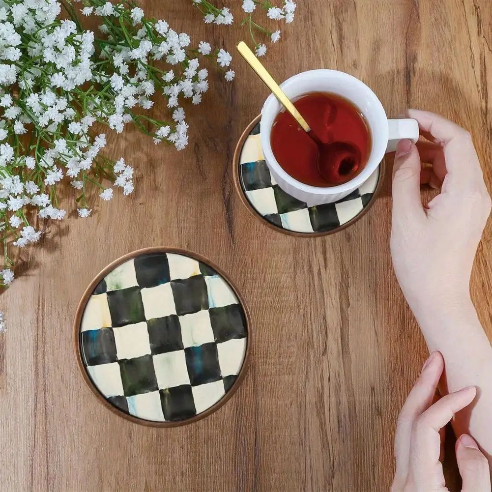 4Pcs/6Pcs Whimsical Wooden Fish-Shaped Coasters Vibrant Blue & White Patterns Heat-Resistant Perfect for Coffee & Tea Lovers