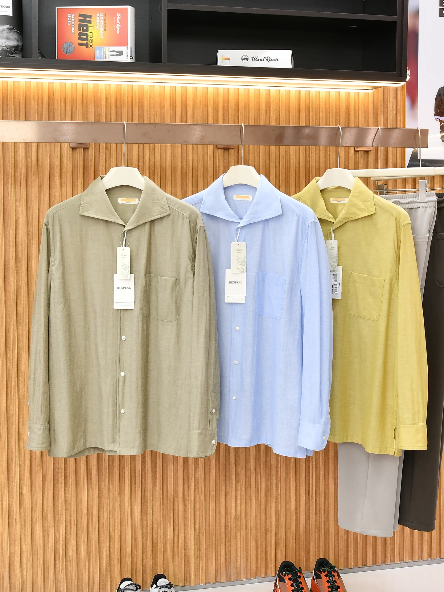 Men's Casual Loose Fit Long Sleeve Shirt Lightweight Breathable Linen Mix Spring Fashion Comfortable Pure Color Versatile Shirt