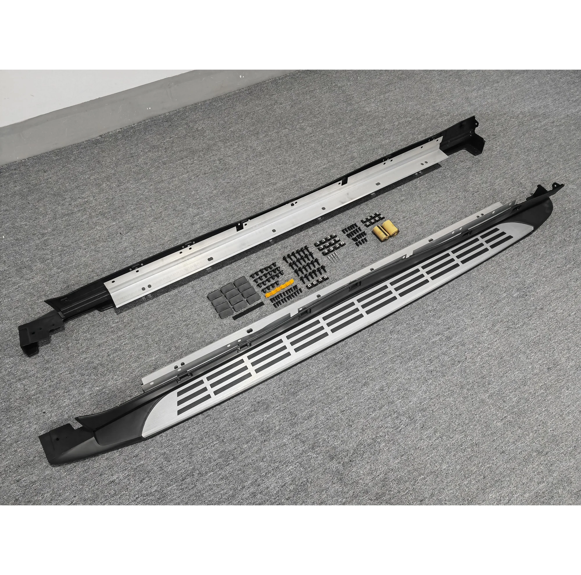 

For KIA SPORTAGE KX5 2022+ Side Steps Nerf Bars Running Boards