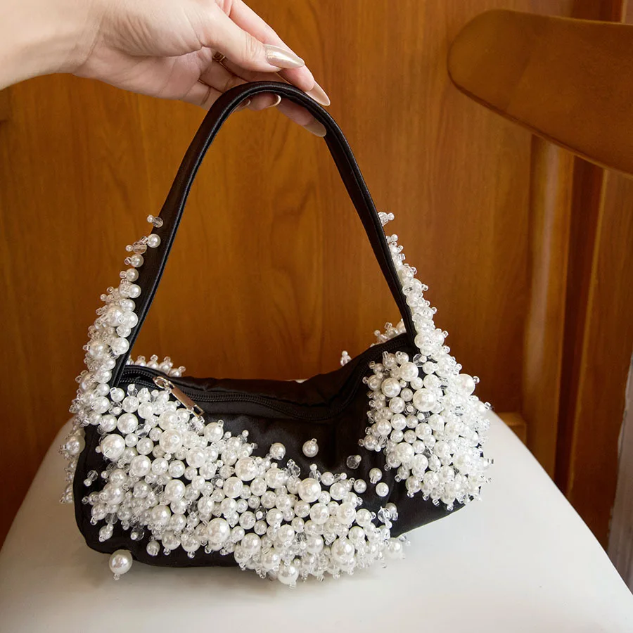 

Dinner bag Large capacity shoulder armpit bag Personalized pearl commuter tote bag