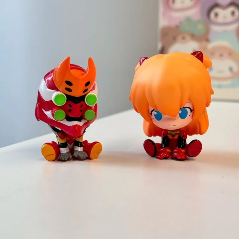 ของเล่นคุณภาพสูง ของแท้ รุ่นใหม่ ซีรีส์ Eva Mini Sitting Cute Grain ของเล่นอีวาสุดฮิต ของสะสม ตกแต่งบ้าน กล่องสุ่ม ของขวัญวันหยุด