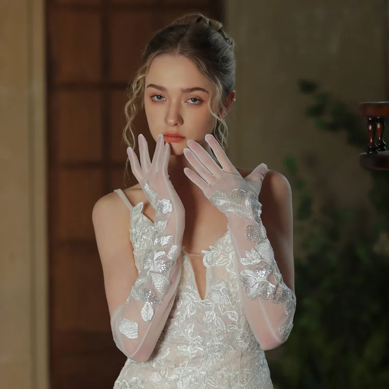 

High-end Lace Flower-filled Wedding Beaded Sequins Gloves European and American White Tulle Long Wedding Accessories