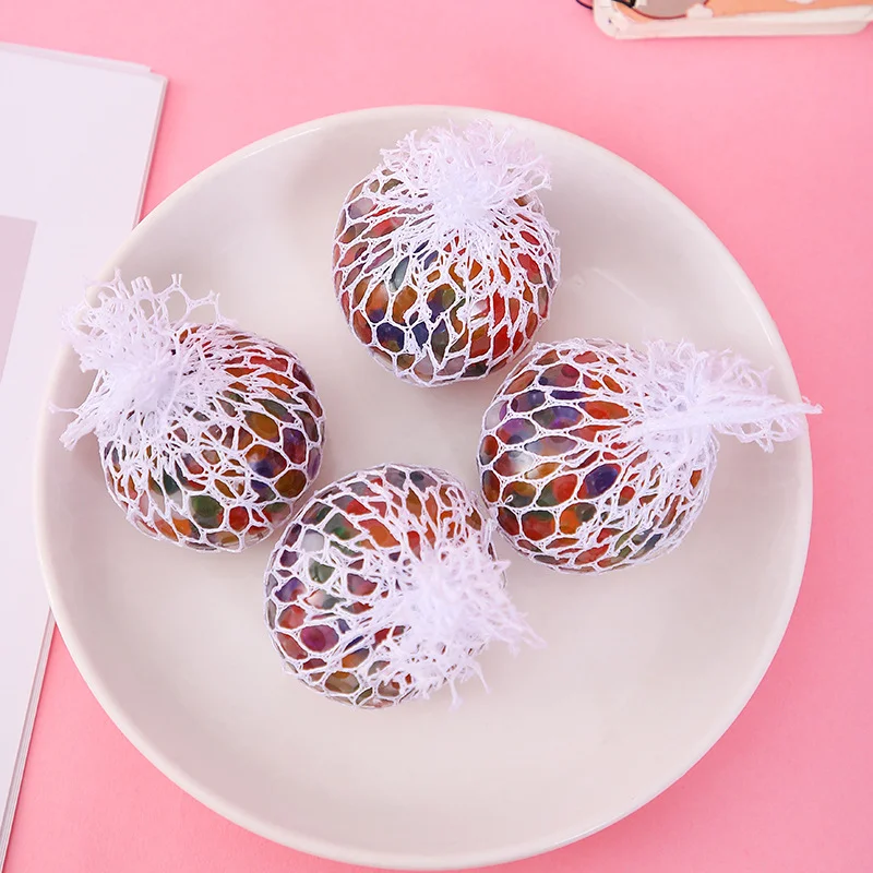 6cm 어린이 이국적인 핀치 레인보우 비드 압력 감소 볼 벤트 볼 감압 장난감 TPR 핀치 르 포도 공 성인 장난감