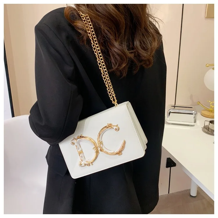 2025 nuevo bolso de mujer de moda gran oferta bolso de cadena primavera y verano bolso cuadrado pequeño de Color caramelo a la moda para mujer