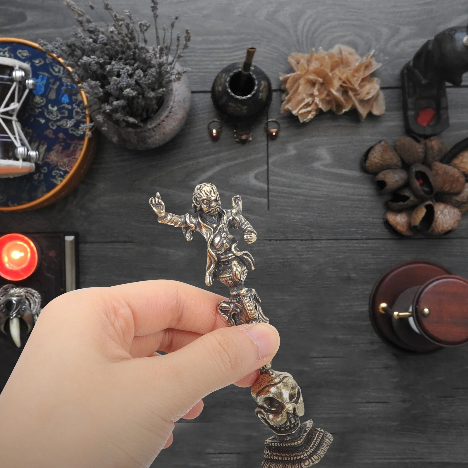 

Copper Tibetan Statue Retro Religious Desktop Decor Religion Statue Decoration Sculpture For Home Office Vintage Metal Ornament