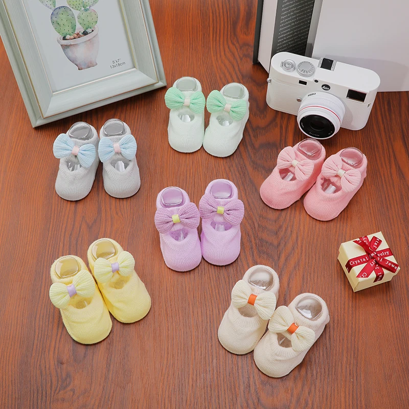 3 Paar bunte Babysocken mit Schleife, dünne Sommer-Anti-Rutsch-Bodensocken für Babys, Prinzessinnensocken für Mädchen, Kindersocken
