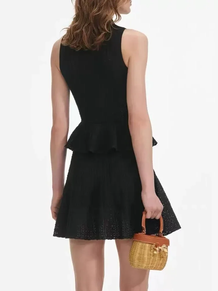 Women's black openwork knitted sleeveless slim-fitting mini dress for birthday parties