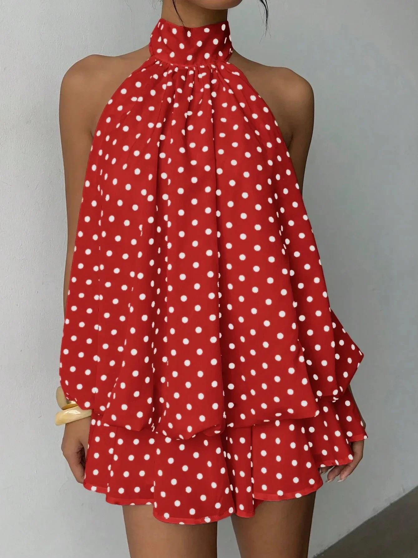 Damen Weiß-Schwarzes Polka-Dot Halter-Minikleid Sommer Ärmelloses Rüschen-Stufenkleid Elegantes Party-Clubwear A-Linien-Kleid – Detail 9