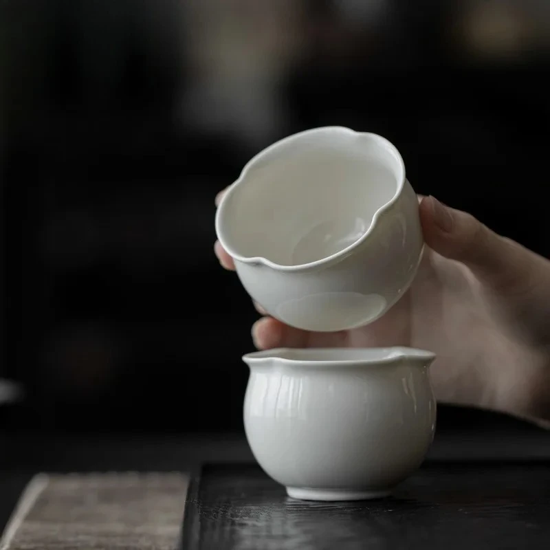 

100 мл Ретро-чашка для чая из глазурованной глины с цветочным узором, мастер-чашка ручной работы, маленькая чаша для чая, кружка для ароматизации, набор для чаепития Чжань, посуда для напитков в стиле Кунг-фу