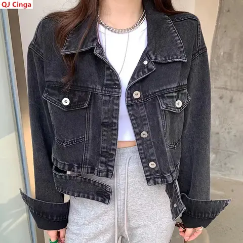 Short Black-and-gray Women's Denim Jacket, Vintage-style Blue Coat for Spring and Fall, Single-breasted Lapel Tops.