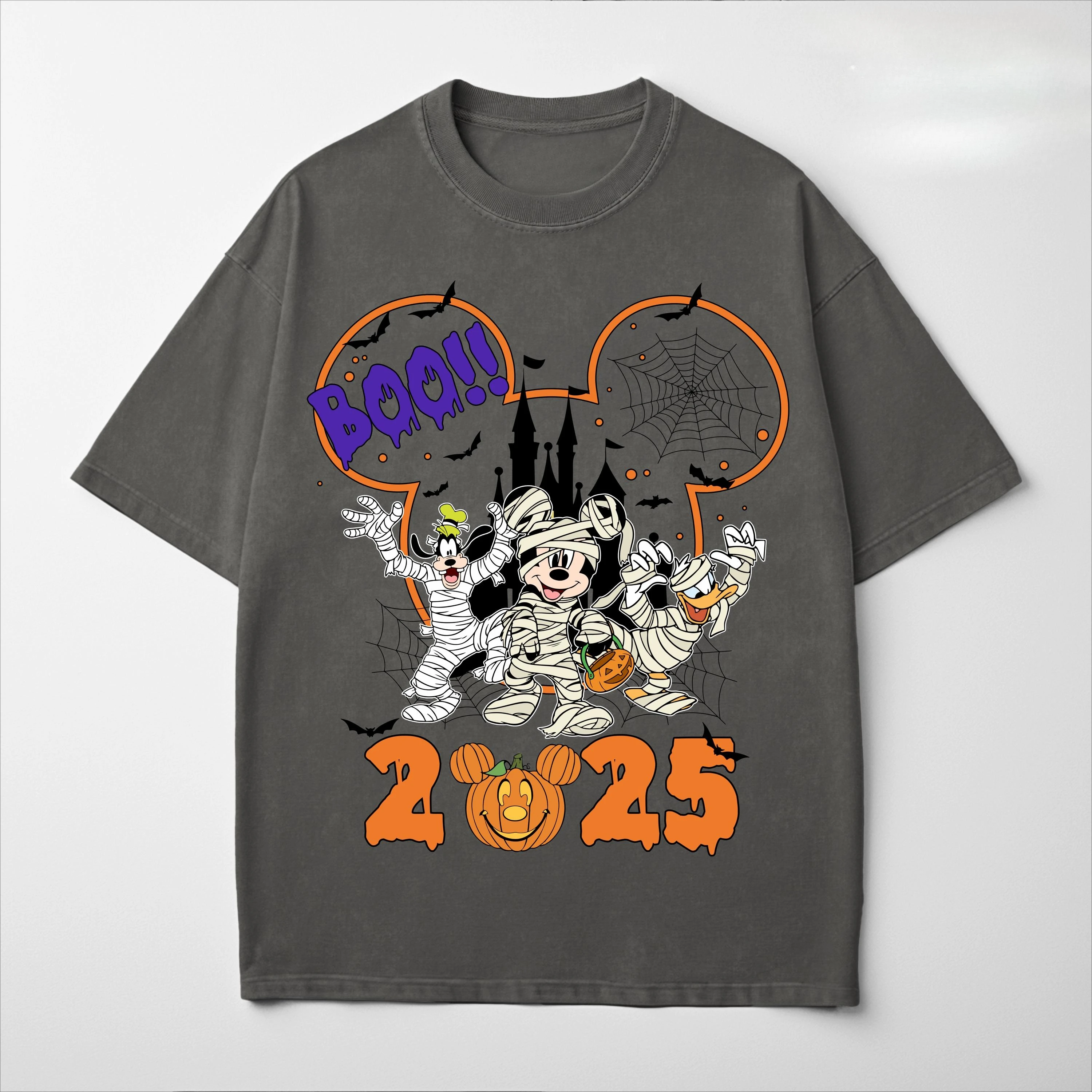 

Лидер продаж, удобная цветная рубашка Disney Halloween 2025 года, рубашка Disney Halloween Boo, жуткая рубашка Disney, отпуск на Хэллоуин