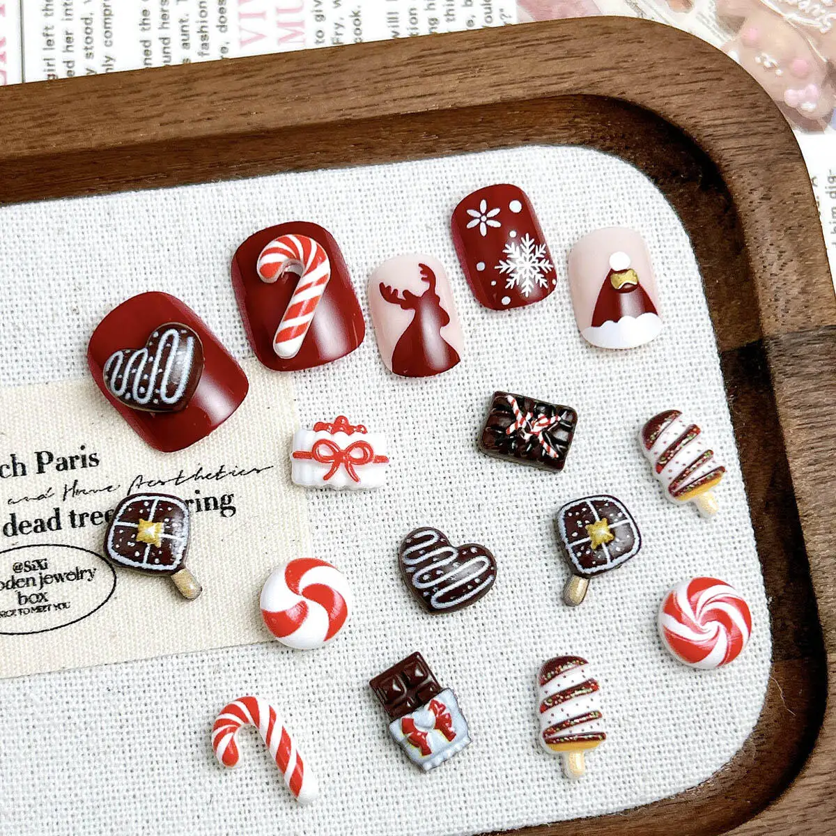 

3D Resin Cartoon Christmas Dessert Series Nail Charms Cute Cane Candy Cake Chocolate Nail Art Decoration Parts For Manicure DIY