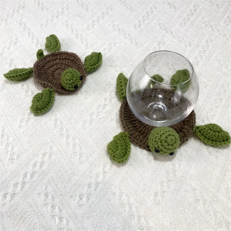 Handmade Crochet Turtle and Lamb Coasters, Heat Insulation Pads, Party Placemats 2pcs