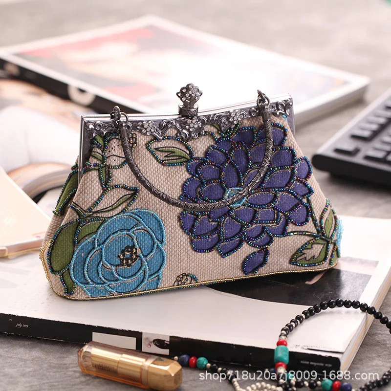 Boutique  Chinese Style Embroidery Floral Women Beaded Evening Purse Bridal Flower Clutch Bag Wedding Party Frame Handbag view 3