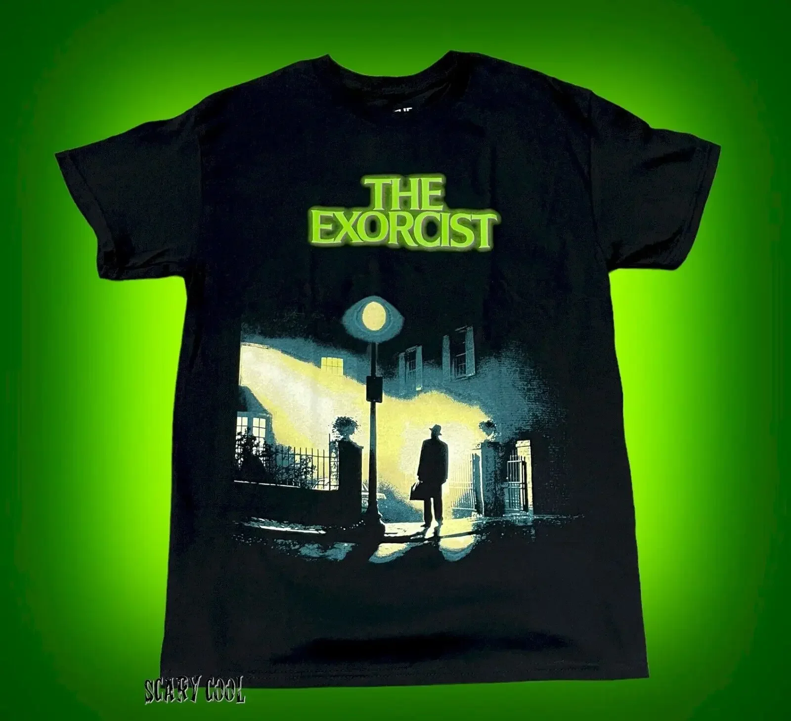 

New The Exorcist Glow in the Dark 1973 Horror Movie Black Mens Vintage T-Shirt