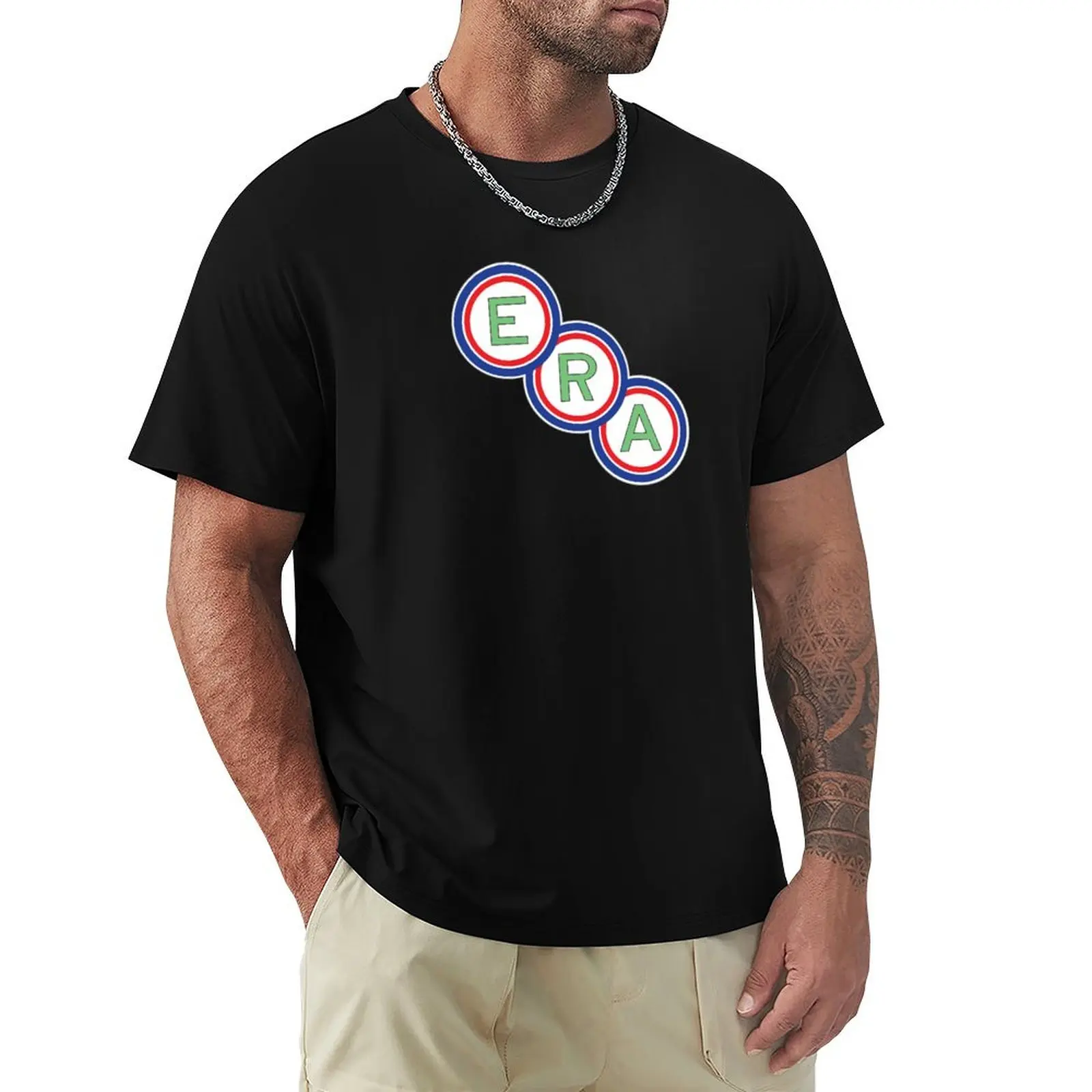 ERA (English Racing Automobiles) emblem (1933-1954) T-Shirt Athletic Quick Dry T-Shirt for Men