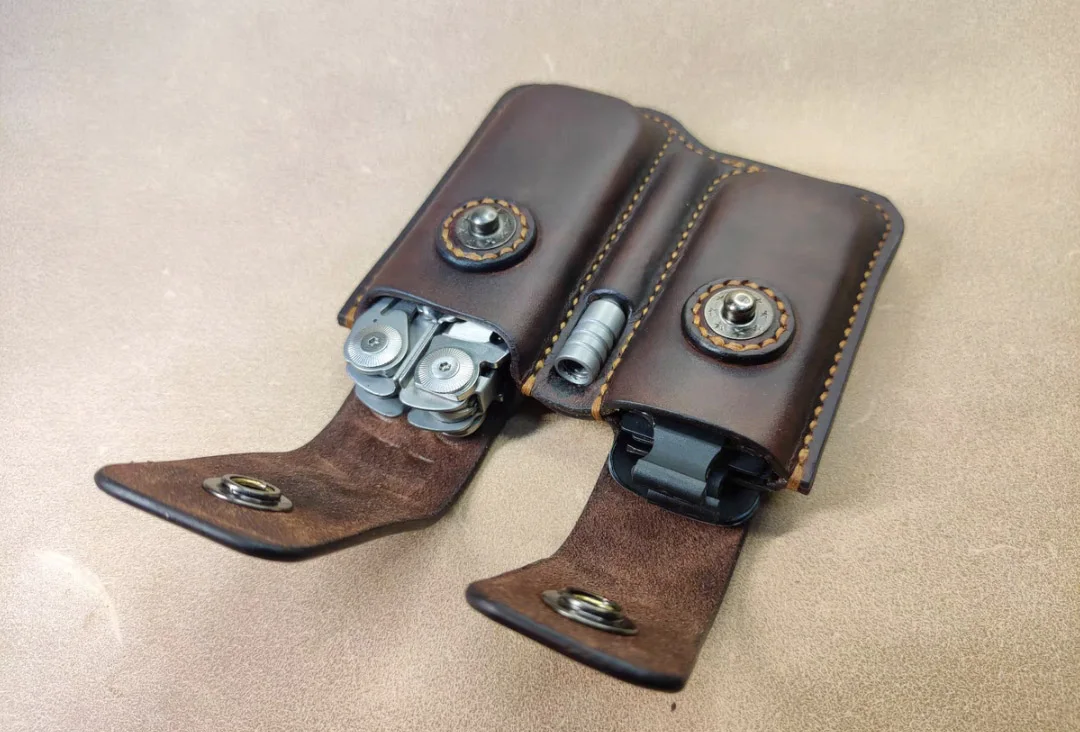 Imagem -02 - Hand Made Bolsa de Couro Bainha Protetora para Leatherman Surge Alicates e Ferramentas Não Incluídas