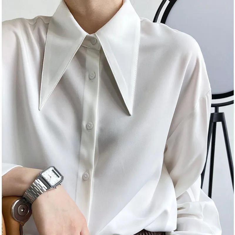 Simple Fashion Office Lady Solid Button Shirt Spring Autumn Women\'s Clothing Long Sleeve Korean Chic Turn-down Collar Blouse