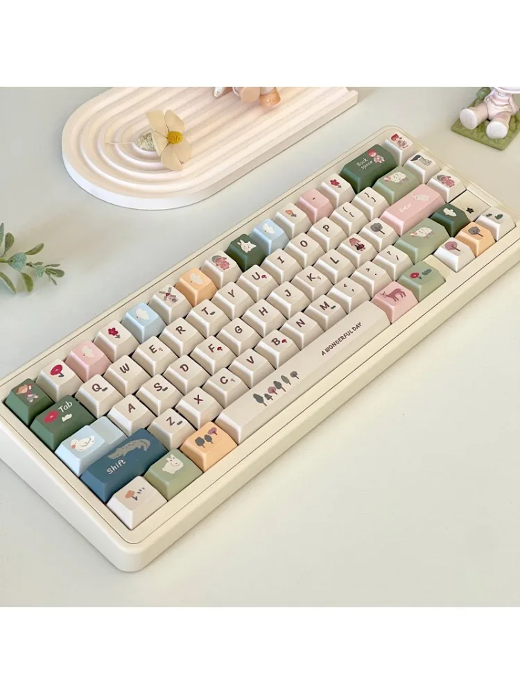 URE Spring Ranch Cherry Profile أغطية مفاتيح للوحة المفاتيح مجموعة كاملة PBT لملحقات الألعاب 61/65/75 ملحقات بيئة العمل الأمامية