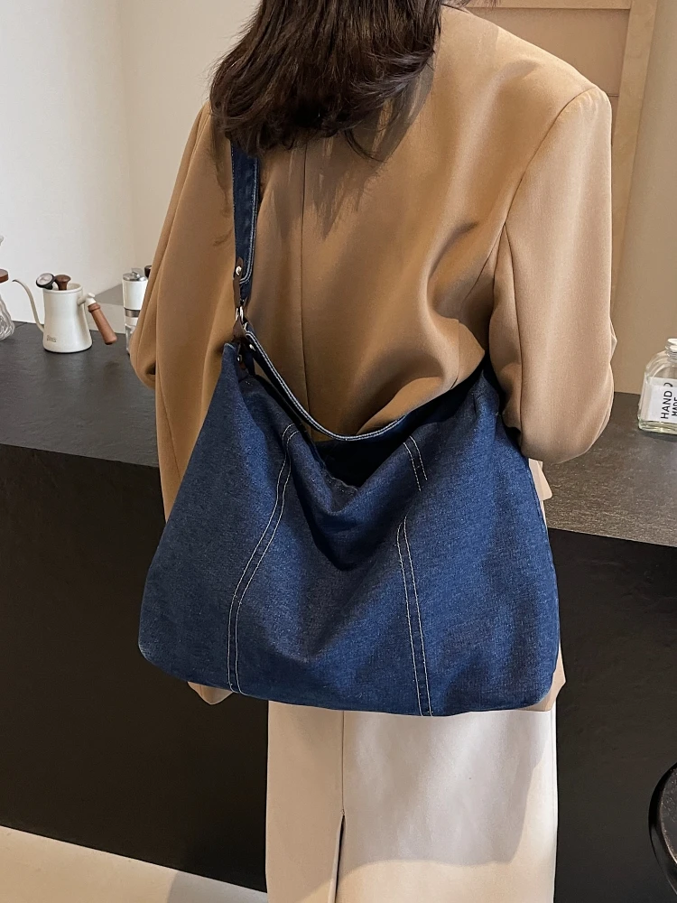 Tren Mode 2025 Tas Tote Genggam Denim Serbaguna Personalisasi Baru Tas Wanita Tas Ketiak Bahu Tunggal Serbaguna Kasual