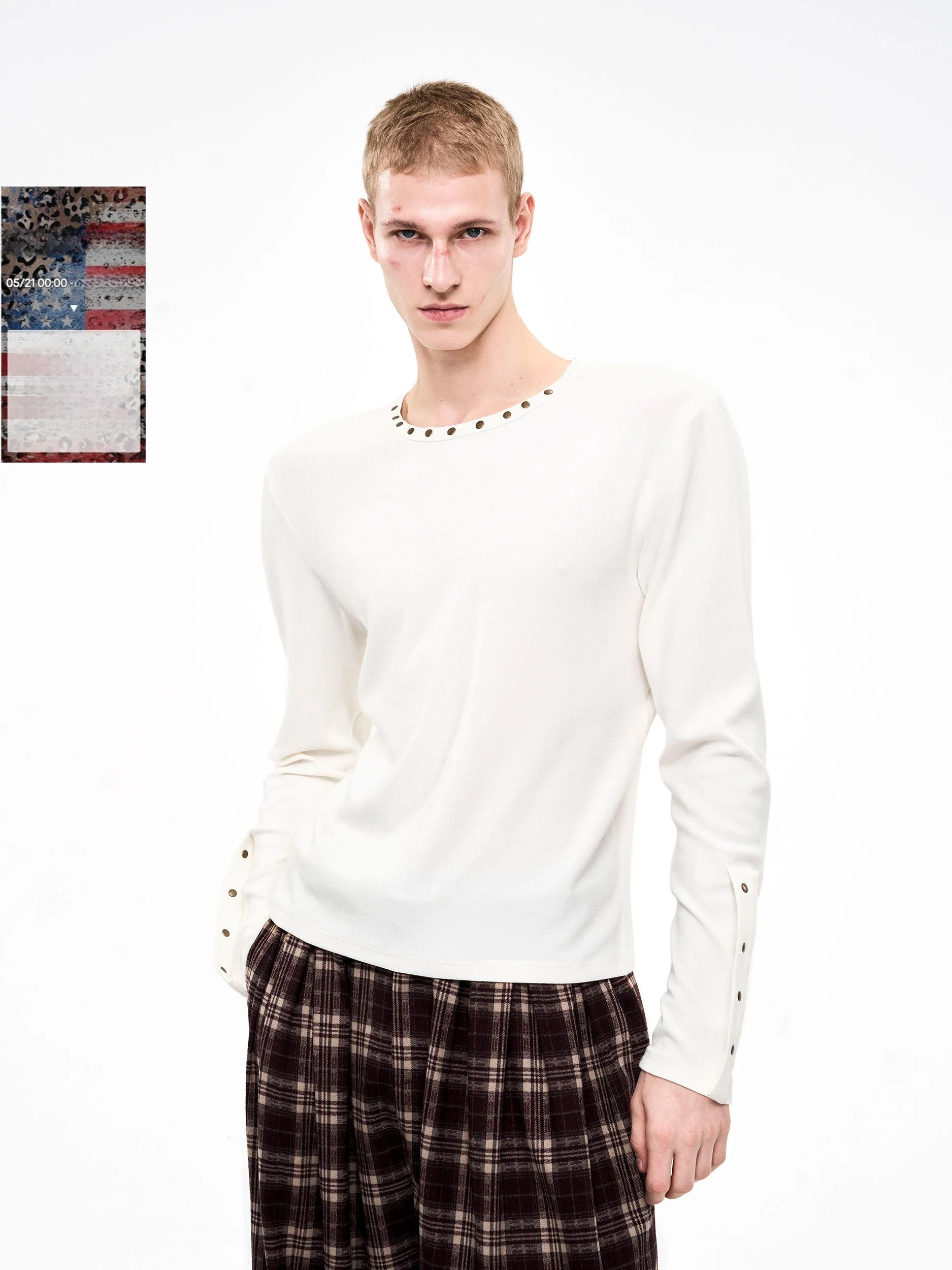 

Metal Rivet Design Long Sleeve T-Shirt Men's Autumn Inner Wear Pure Color Base Layer Start Exceed End Brand Standard Fit Dail...