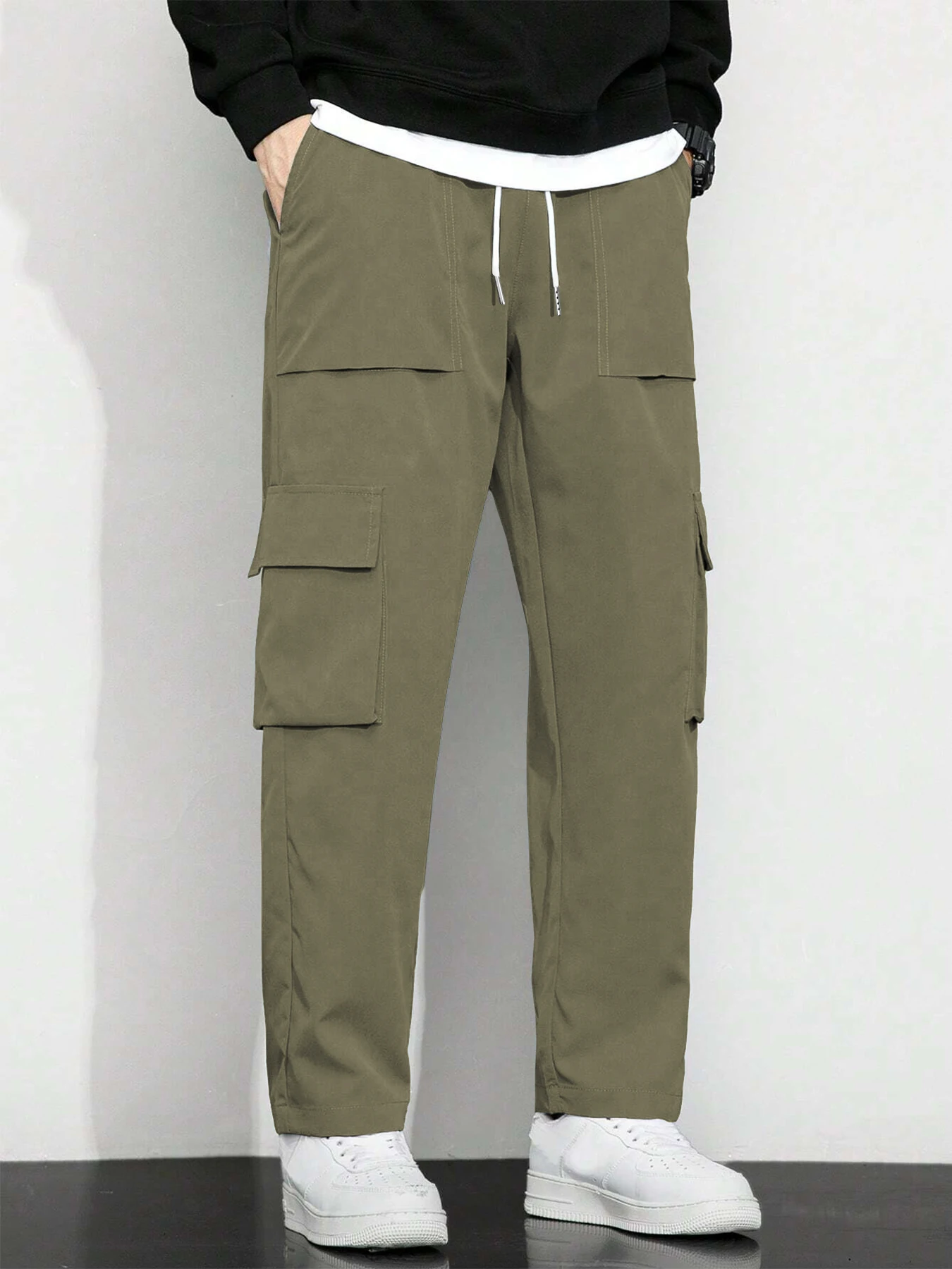 

2026 New Multi-Pockets Winter Cargo Pants Men Fleece Liner Thick Warm Slim Fit Joggers Streetwear Casual Thermal Trousers