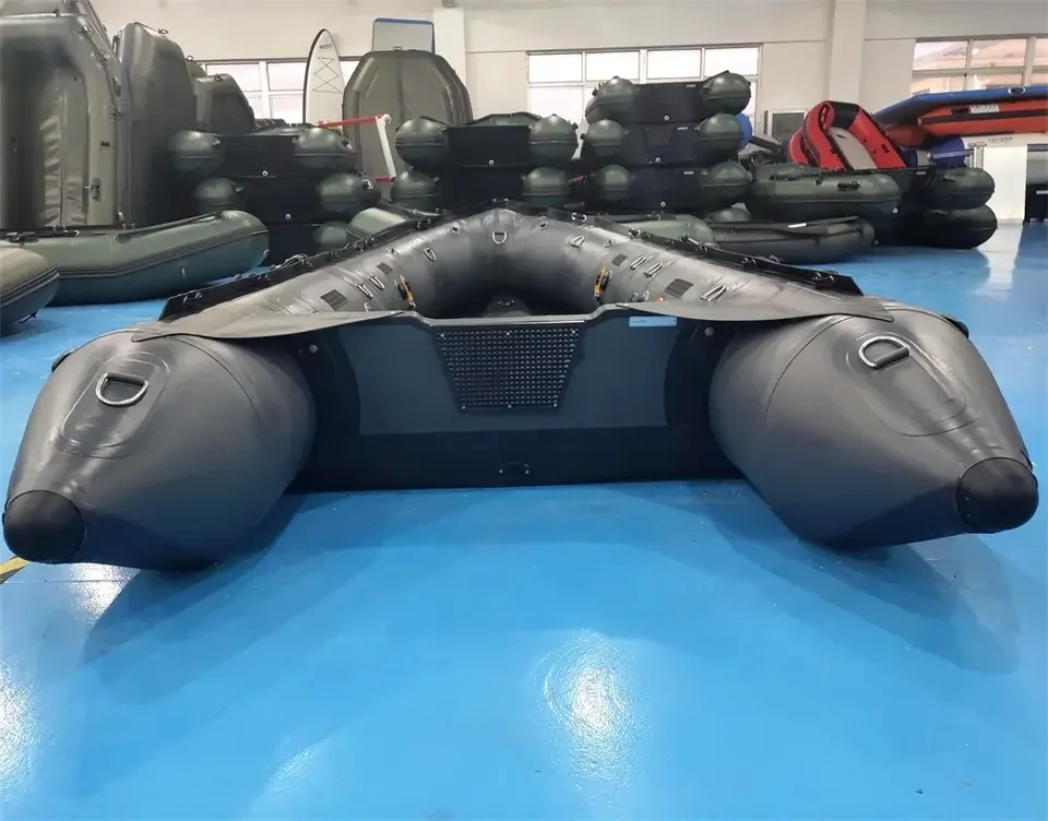 

18ft 550cm Durable PVC Foldable Inflatable Rescue Boat With Fishing Holder