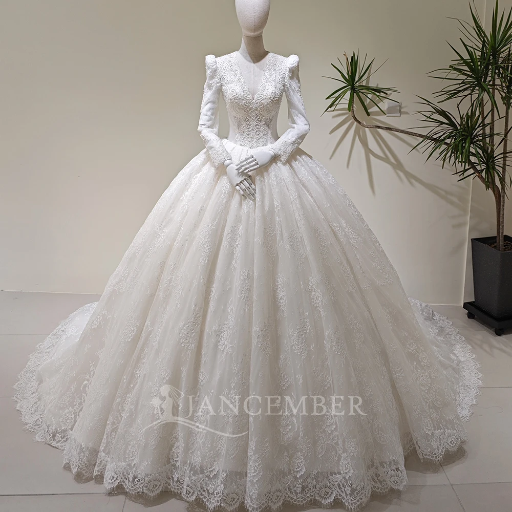 Gorgeous Brand New Wedding Dresses For Women 2026 Bride Ball Gown Customized Long Sleeves Wedding Gown Beading robe de mariée