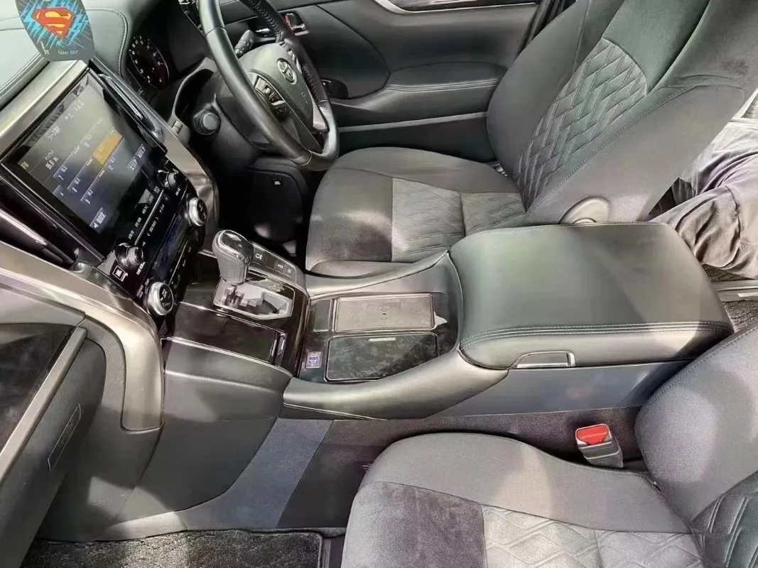 High Quality New Black PP Armrest Box Alphard Vellfire 20/30 Series Car Center Console Excellent Fitment Cooling Effect