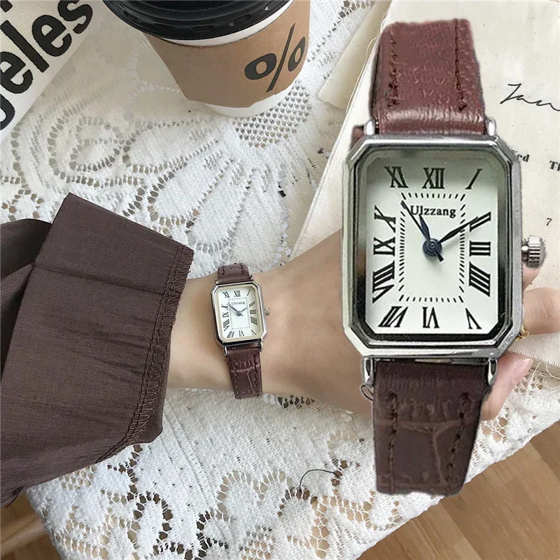 Women Watches Vintage Small Dial Watch Sweet Leather Strap Casual Women\'s Watches Bracelet Quartz Ladies Watch Women Clock Wrist