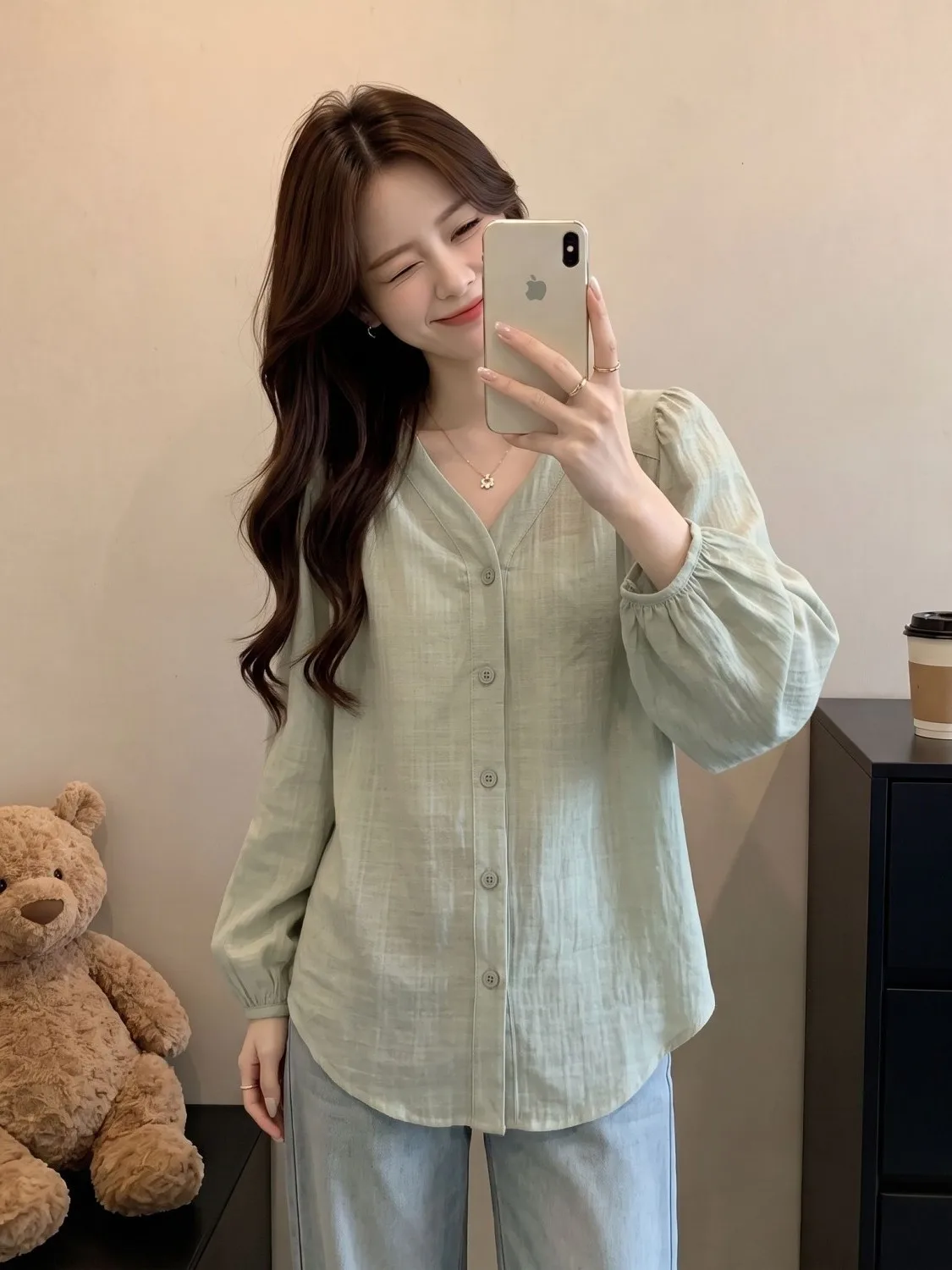 Slimming V-neck Shirt Women's plus Size Light Green Korean Style Fashion Retro Summer New Arrival Korean Style Top