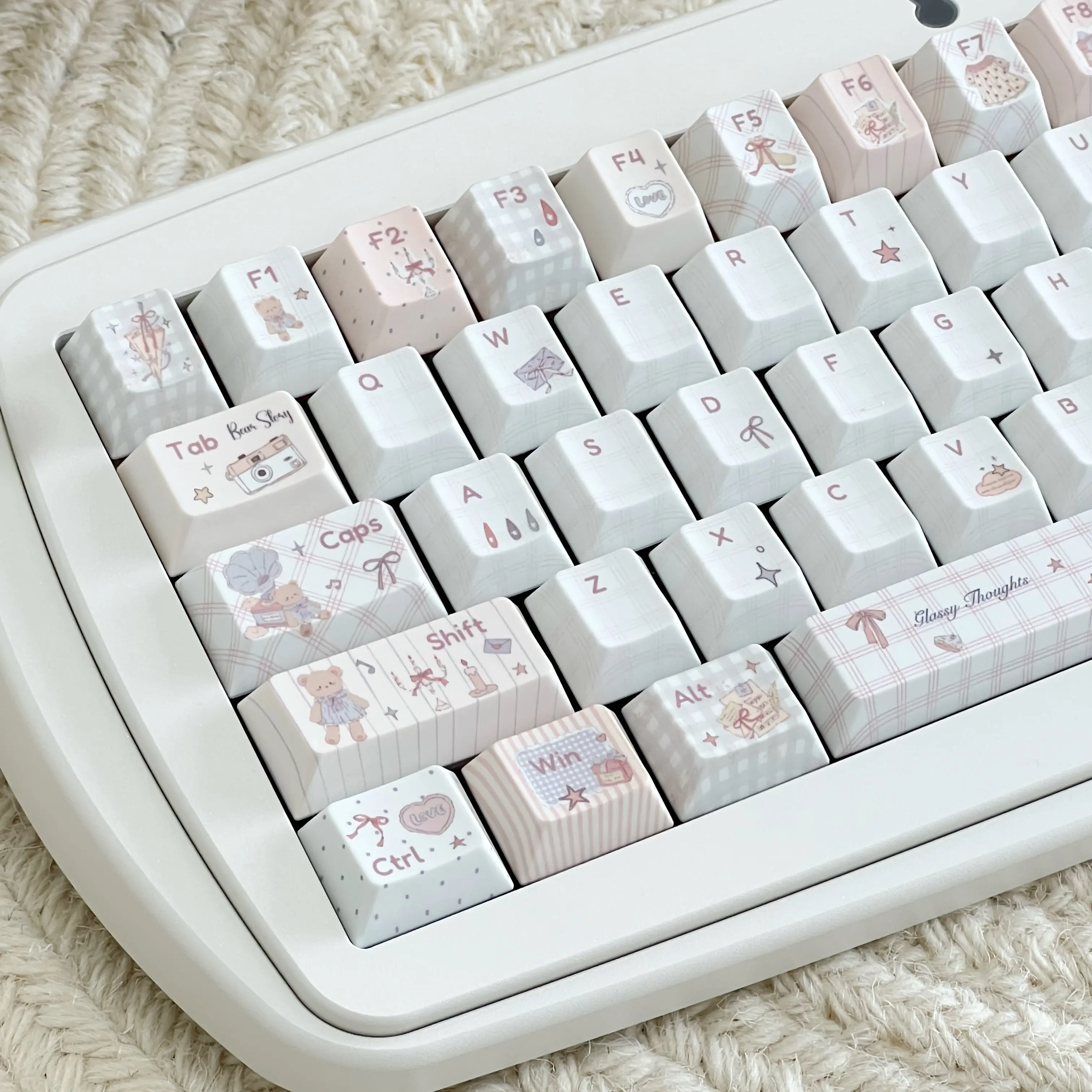 

MAIMOOO Little Bear Cute Keycaps Cherry Profile Gentle Creamy Style PBT Custom Plaid Keycap for Mechanical Keyboard Girls Gifts