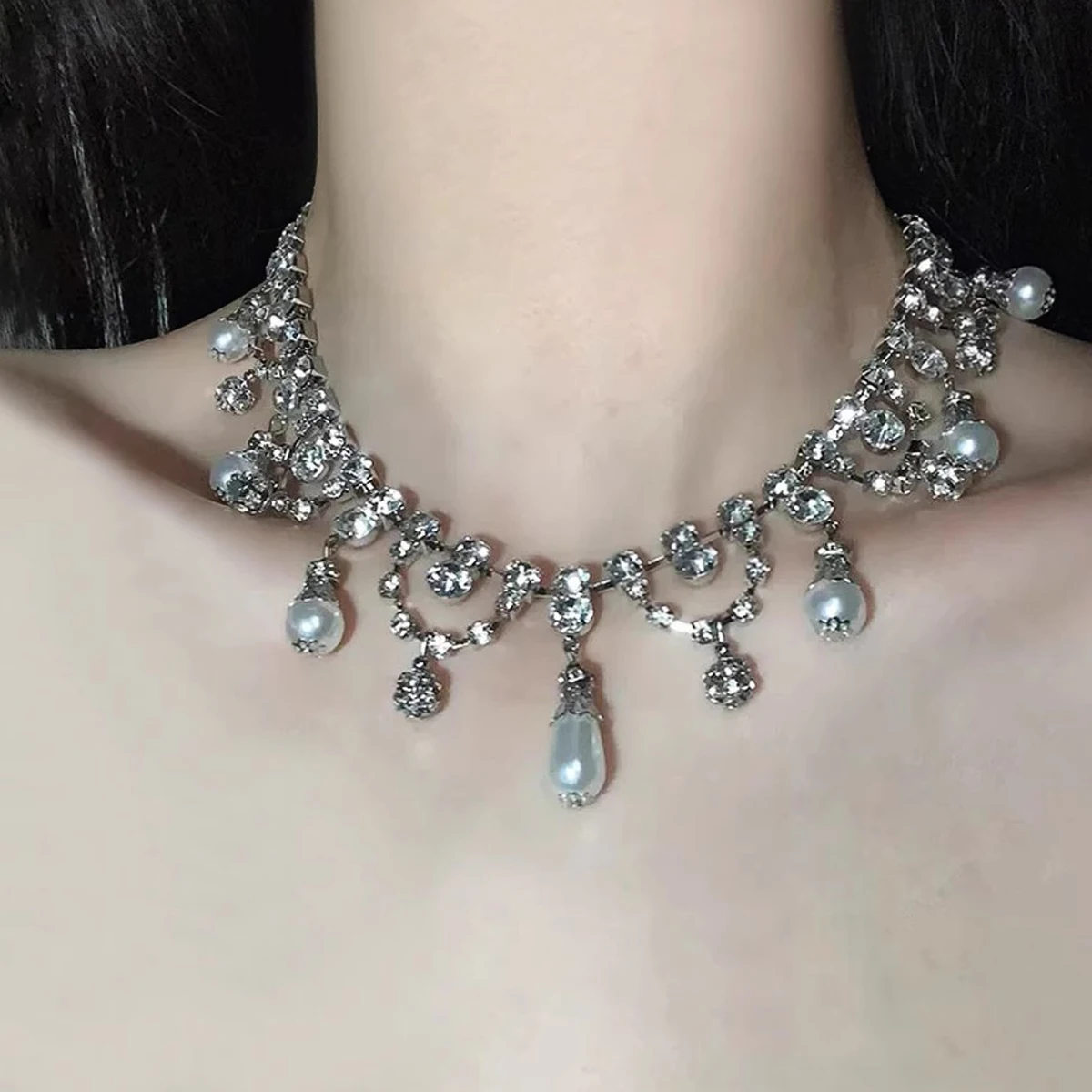 French diamond-encrusted diamond drop Pearl Tassel Necklace dinner bride dress exquisite light luxury collarbone chain necklace