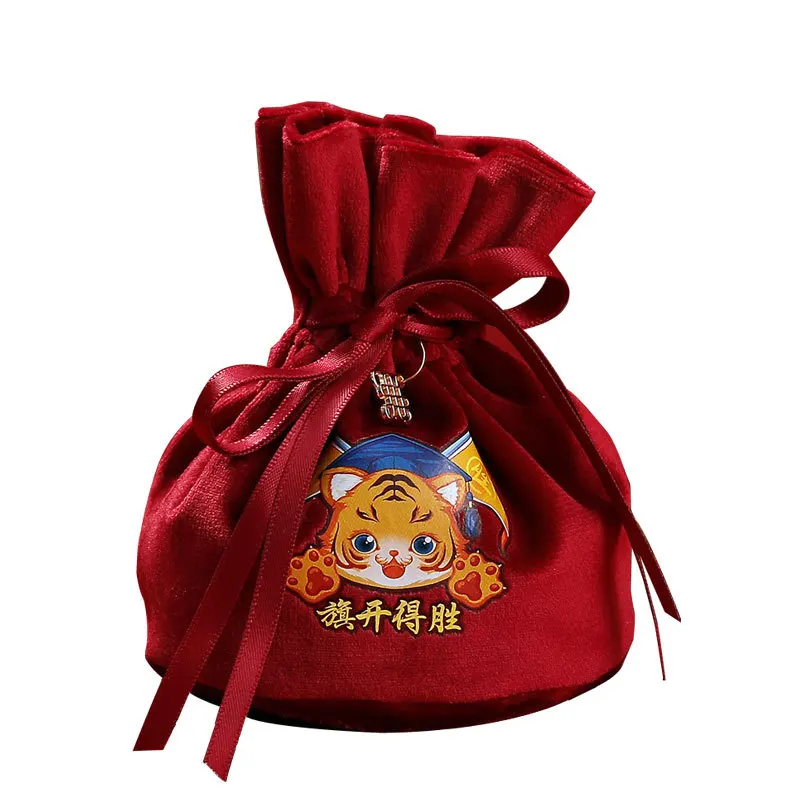 

24pcs Graduation Party Gift Bags Chinese Style Velvet Blessing Bag Congratulation Graduation Decorations Invitation Gift Package