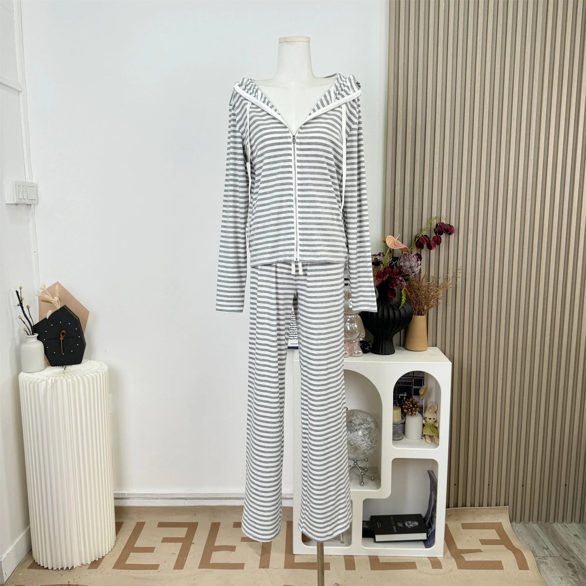 

Y2K полосатый кардиган на молнии, женский весенне-осенний повседневный свитшот большого размера с капюшоном и спортивные штаны, комплект из двух предметов N977
