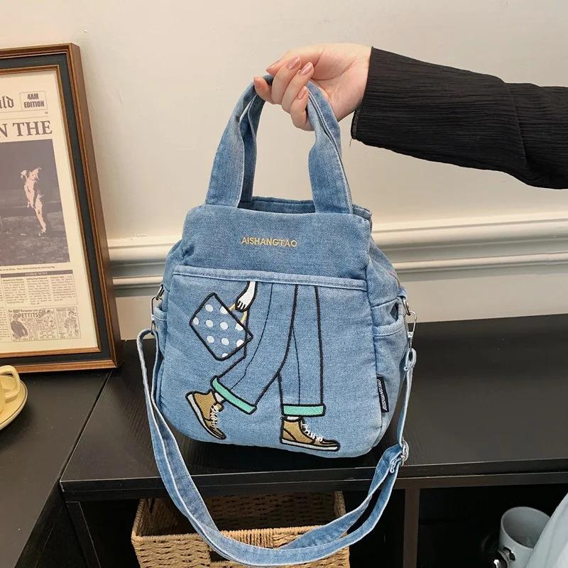 多用途の刺繍入りデニムバッグ、ファッショナブルで高級感のある