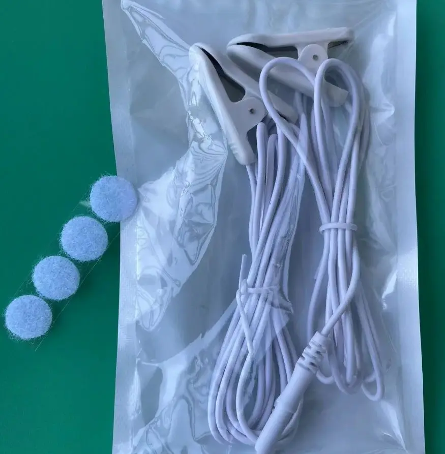 

4pcs（2pairs）New Double Sided EAR CLAMP CLIP ELECTRODES With Felt pads for Healy Tens Unit EMS Accessories