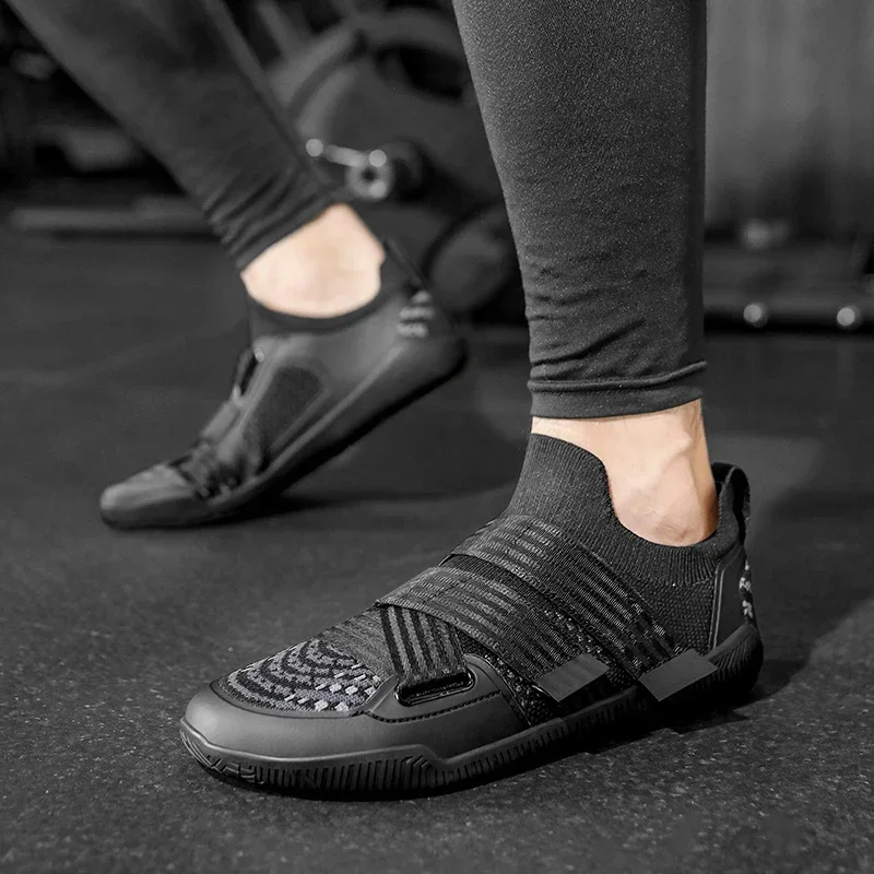 2024 Unisex Powerlifting Deadlift gimnasio zapatos deportivos zapatos de punta ancha zapatillas de deporte portátiles calzado de entrenamiento de fondo suave zapatos para caminar