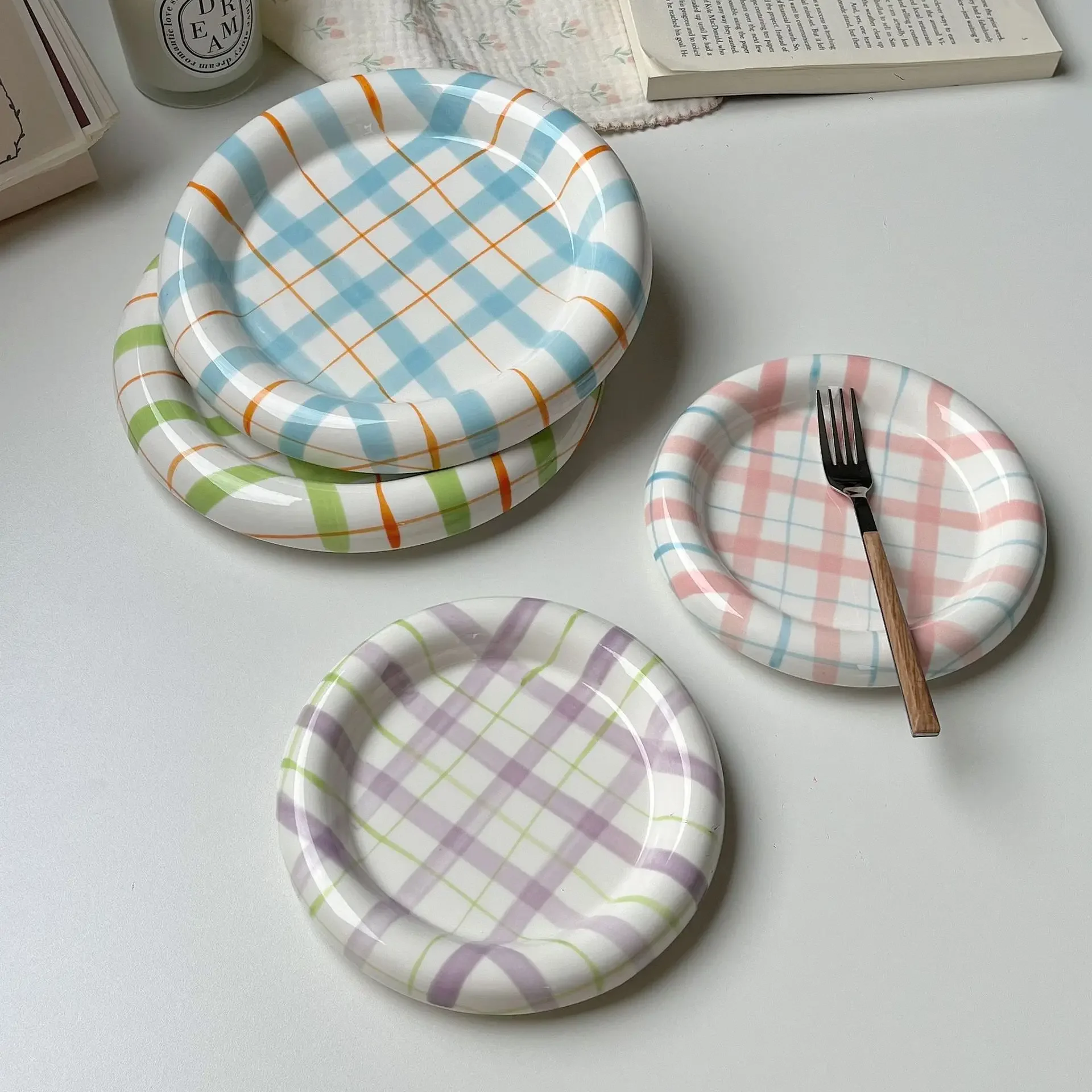 1pcs 6/8Inches Cream Luxury Plate Dish Food Grade Ceramic Snack Cake Plate Household Tableware Ceramic Dishs Table Decorations