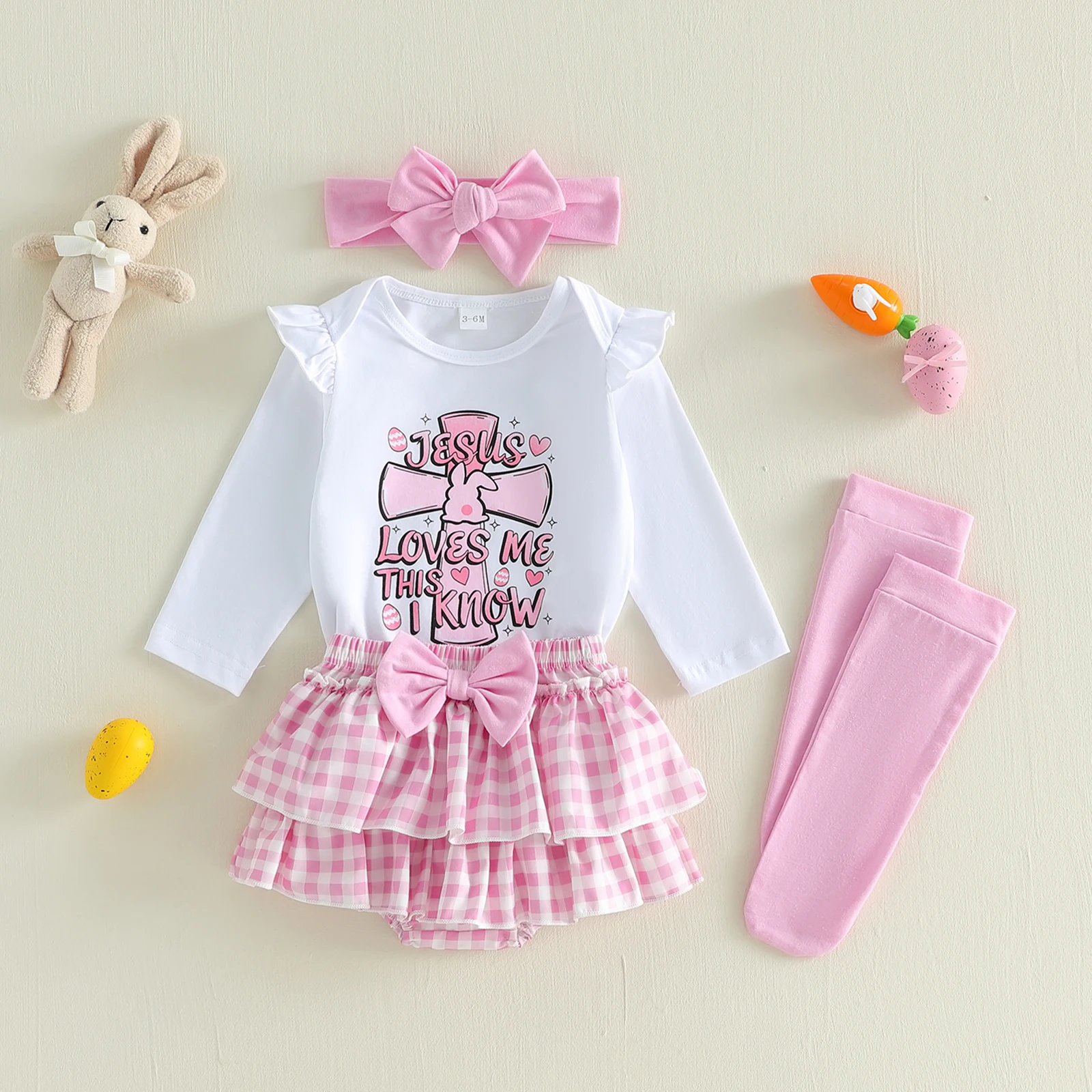 

Праздничный комплект для девочек: хлопковый ромпер с принтом и надписью, многоярусные шорты, повязка на голову и гетры