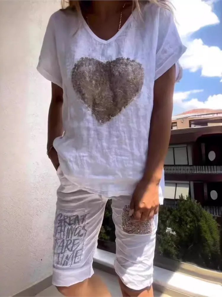 

Красивый хлопковый и льняной повседневный свободный костюм, комплект из 2 предметов, комплекты с пайетками в форме сердца, летние шорты с принтом + топ с короткими рукавами