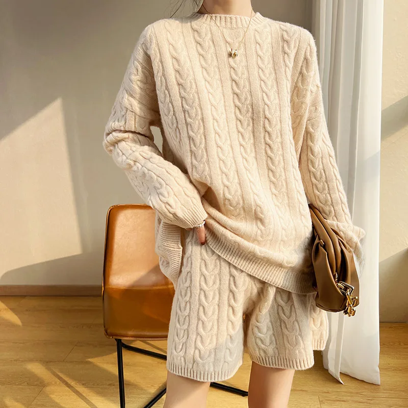 Fashion Suit Spring Autumn 100% Wool Knitted High Quality Thicken Sweater Women Sweater Tops And Short Pants Two-Piece Female