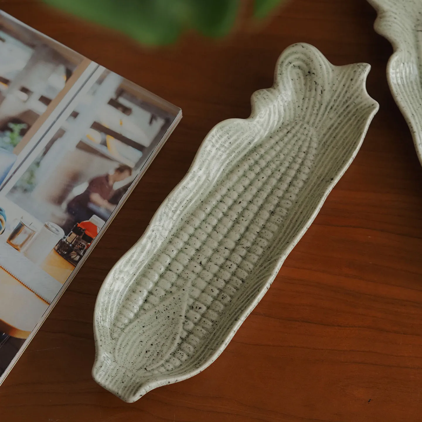Ceramic Relief Corn Shaped Plate American Retro Country Style Creativity Sesame Glaze Rectangular Afternoon Snack Plates