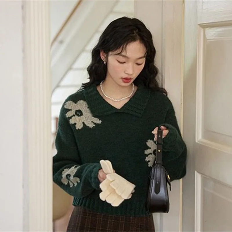 

Fashionable Knitted Pullover Sweater For Women Retro Flower Lapel Knitwear 2025 New Spring Autumn Short Top Jacket
