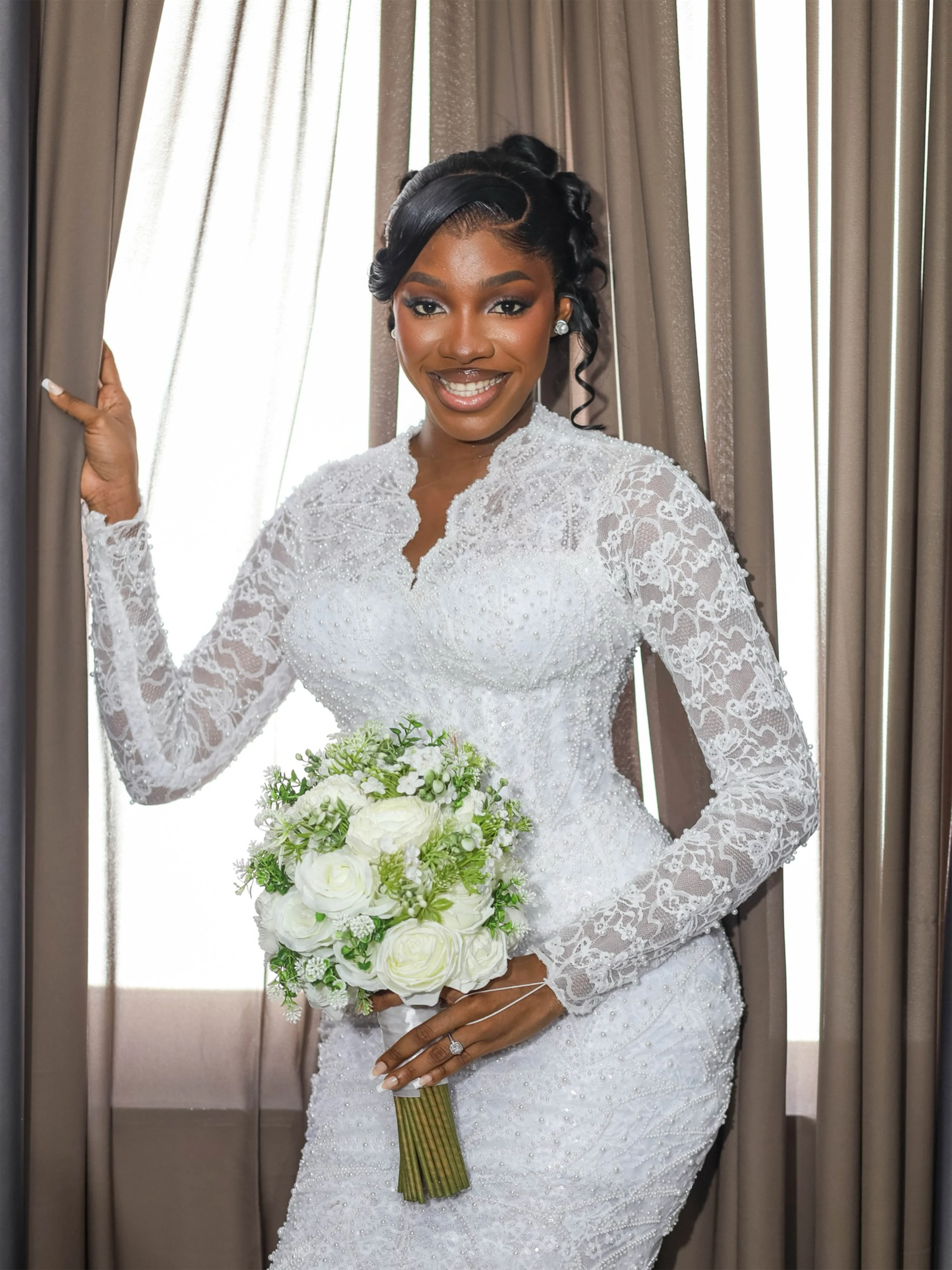 Mermaid Wedding Dresses  V High Neck Bridal Gown Notch Long Sleeve Lace All Over Beaded Plus Size African Bride Customized