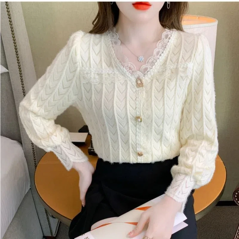 Temperament Autumn New Women\'s V-Neck Solid Flocking Lace Button Fashion Elegant Slim Long Sleeve T-Shirts Bottoming Shirt Tops