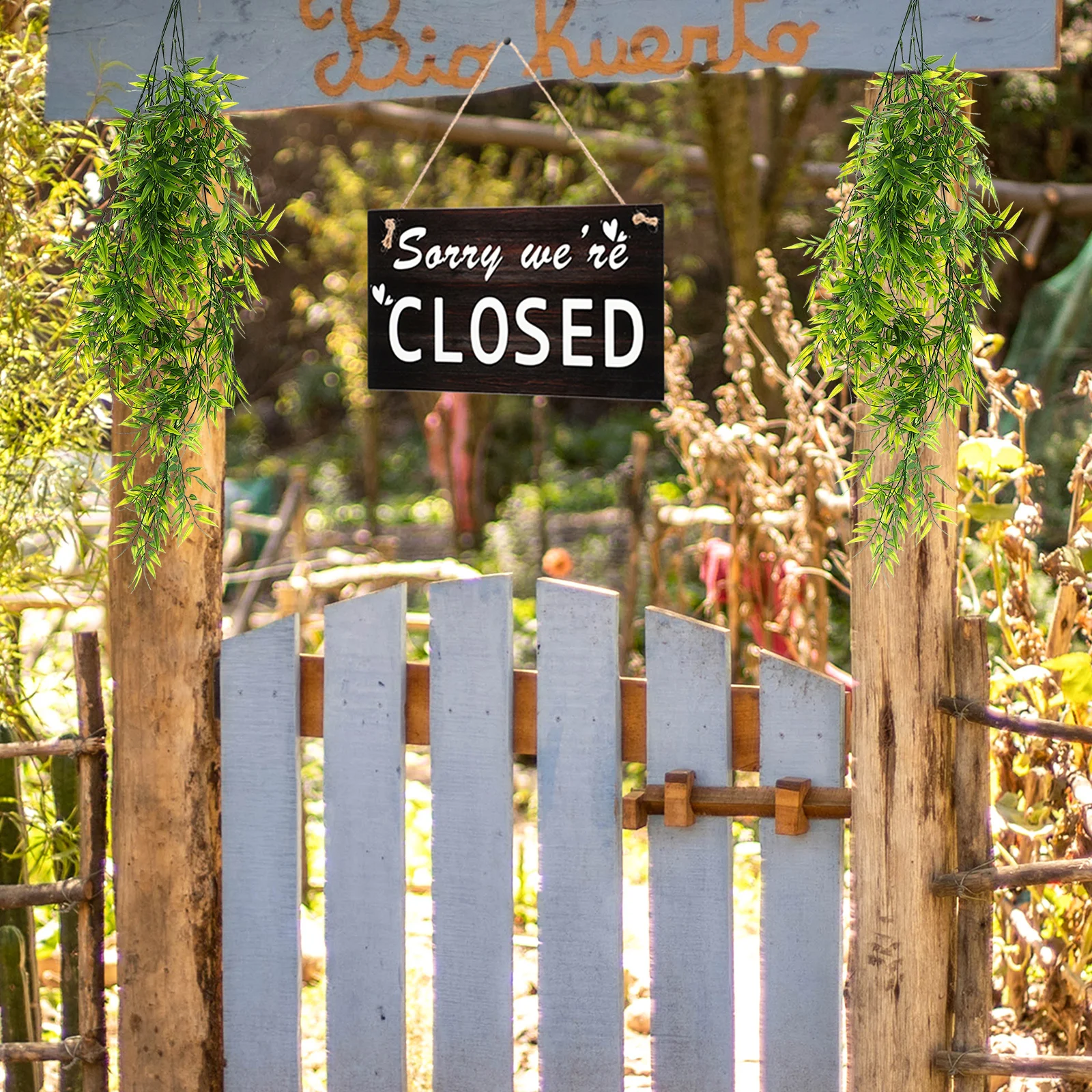 

Artificial Hanging Plants Plastic Vine Realistic Green Leaf Vine Fake Hanging Vines for Wall Door Artificial Garland for Garden