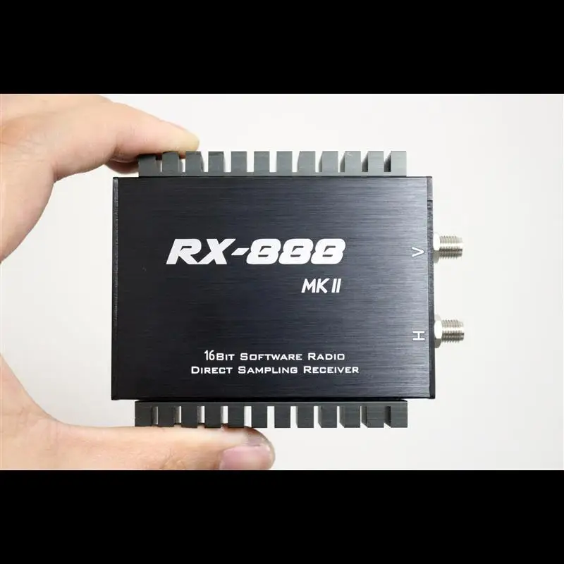 

Топ RX888 MKII 16-битное радио SDR LTC2208 Обновление АЦП RX888