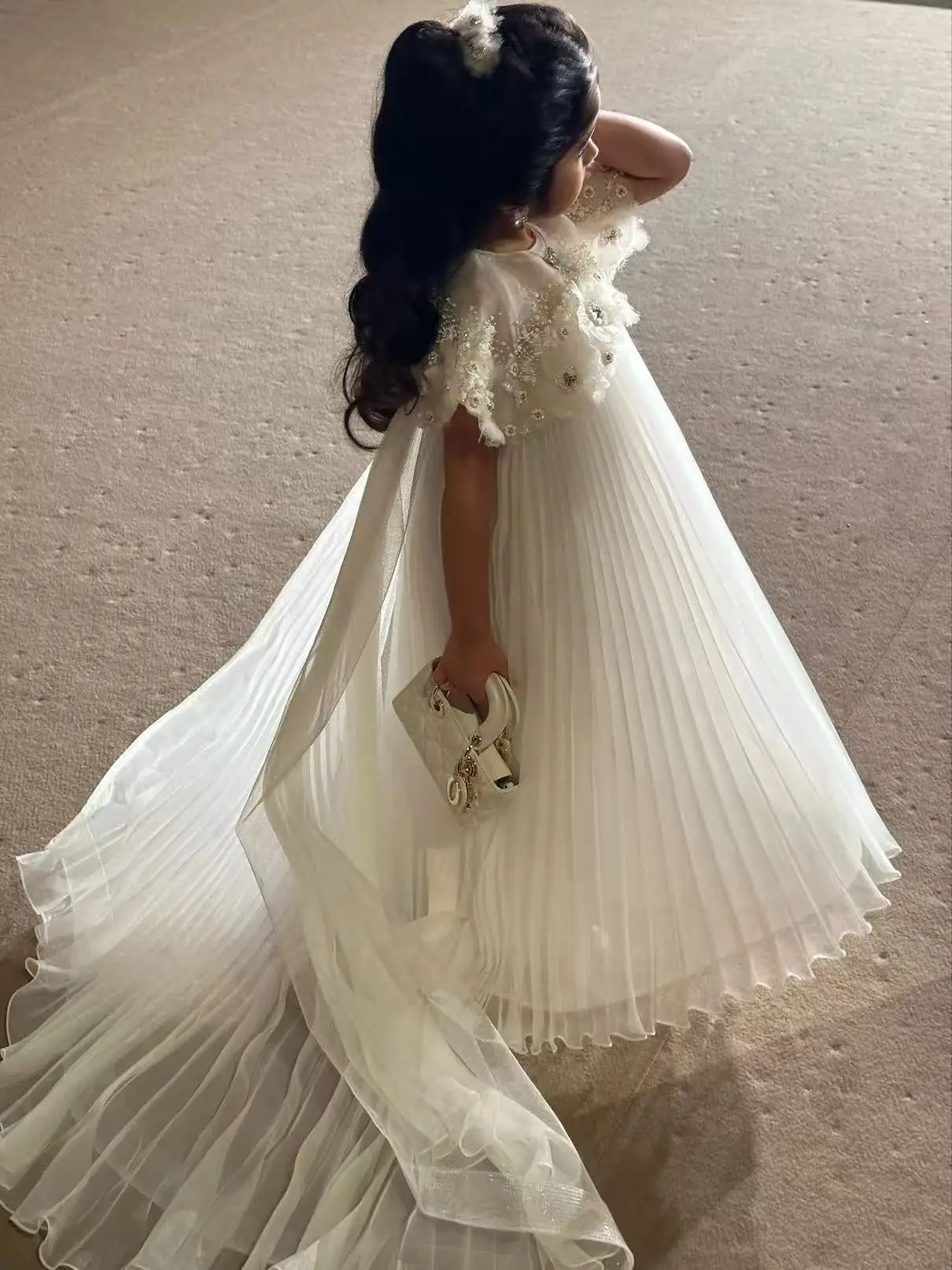 Abiti da ragazza di fiori Dubai personalizzati per applicazioni floreali da sposa Festa di compleanno principessa pils........... agio Ş