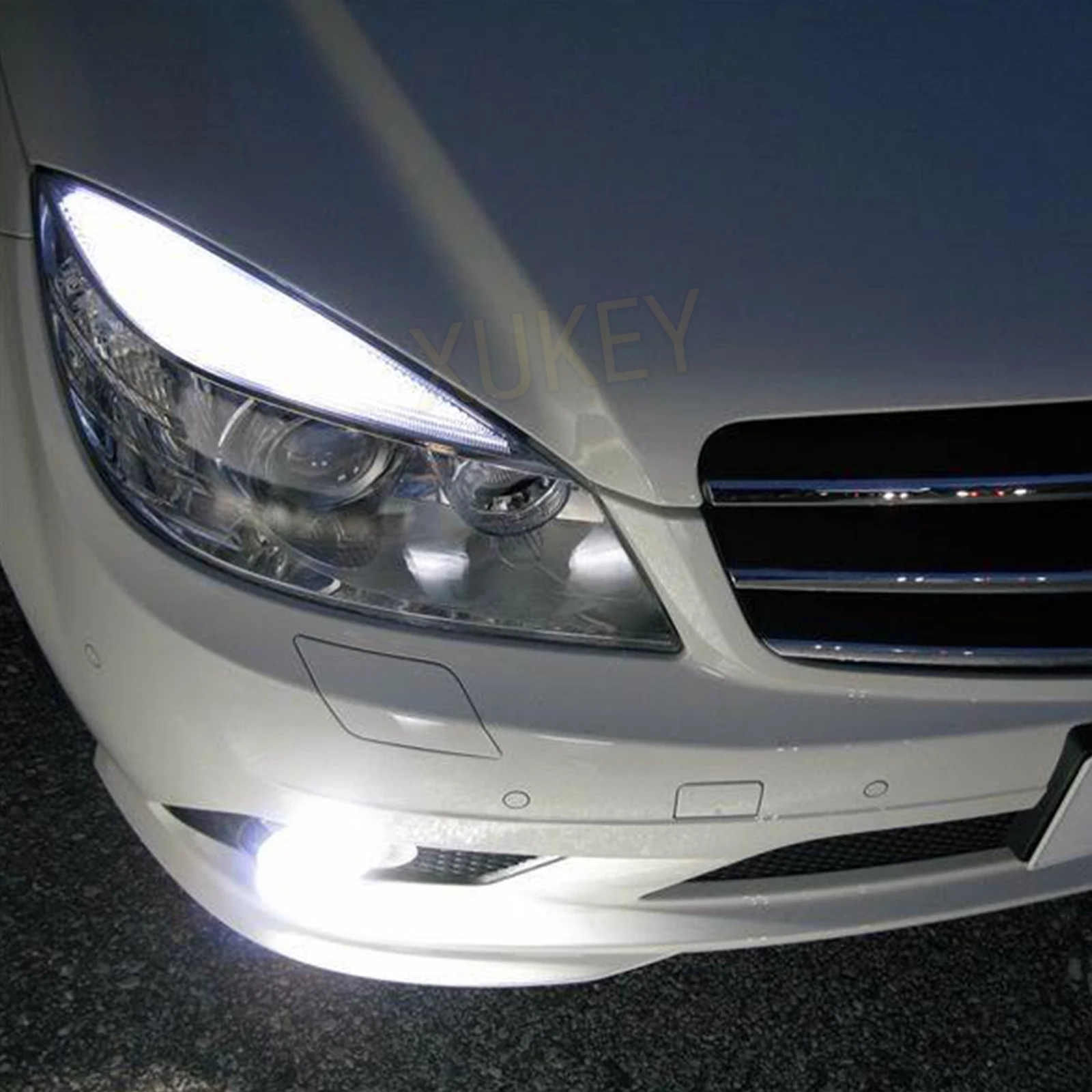 Xenon White LED No Error Eyebrow Eyelid Light Bulbs For Mercedes Benz W204 C300 C350 C63 AMG T10-15SMD Parking Lamp Replacement